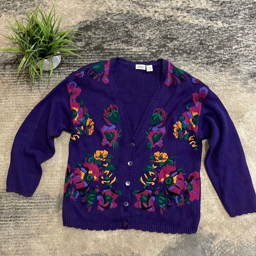 Lucia Vintage women’s sweater/jacket